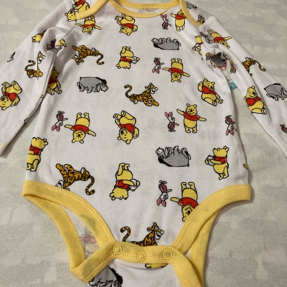 💛Winnie the Pooh long sleeve onesie - Picture 6 of 7